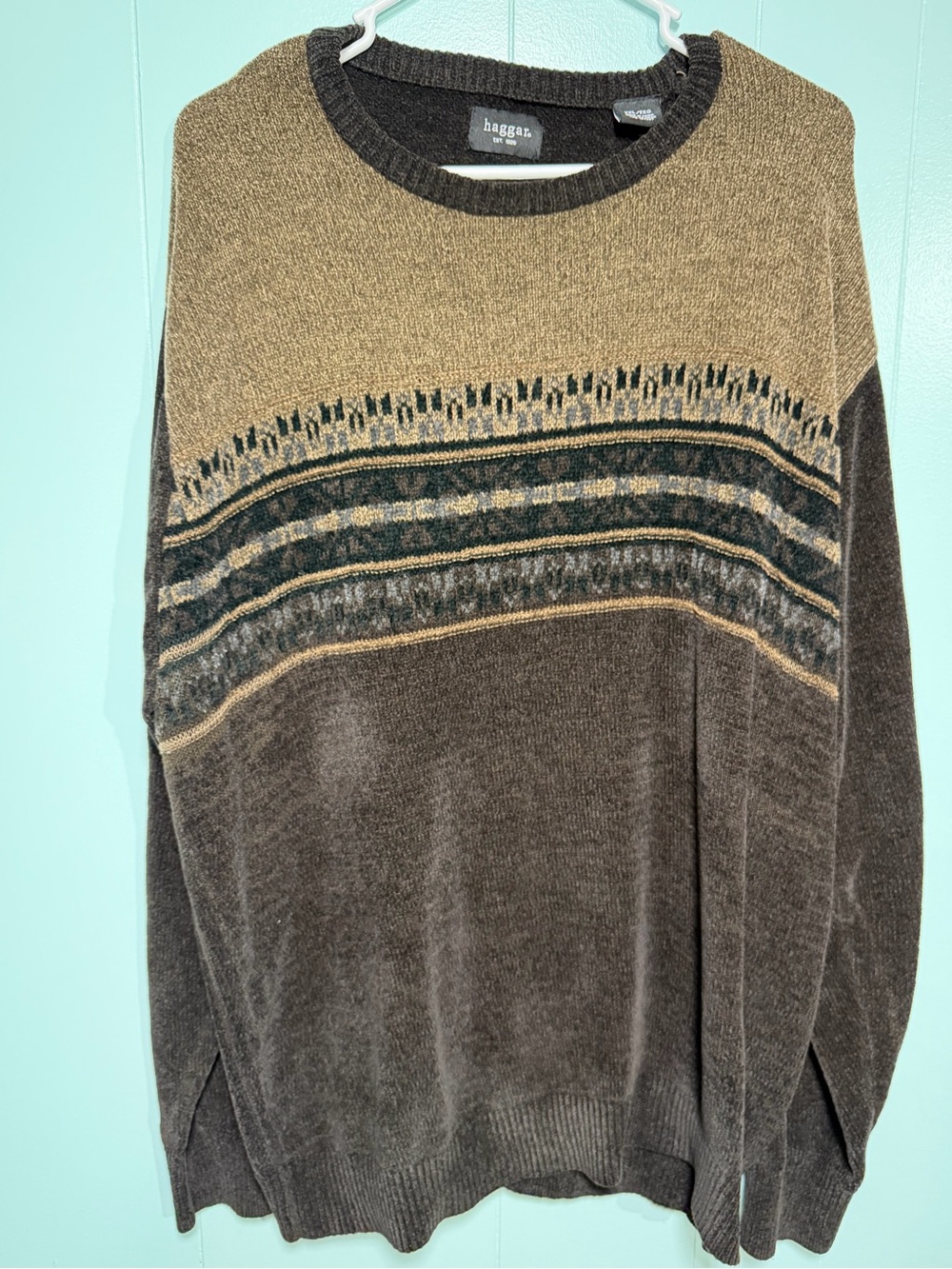 Haggar Men's Crewneck Sweater in Brown and Tan with Patterned Chest